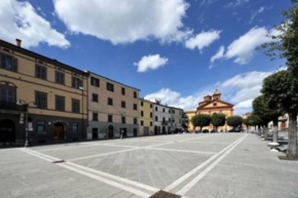 La Piazza - Appartamento Con Vista Sinalunga Dış mekan fotoğraf